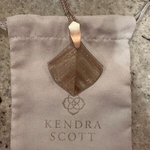 Kendra Scott Rose Gold and Brown Pendant